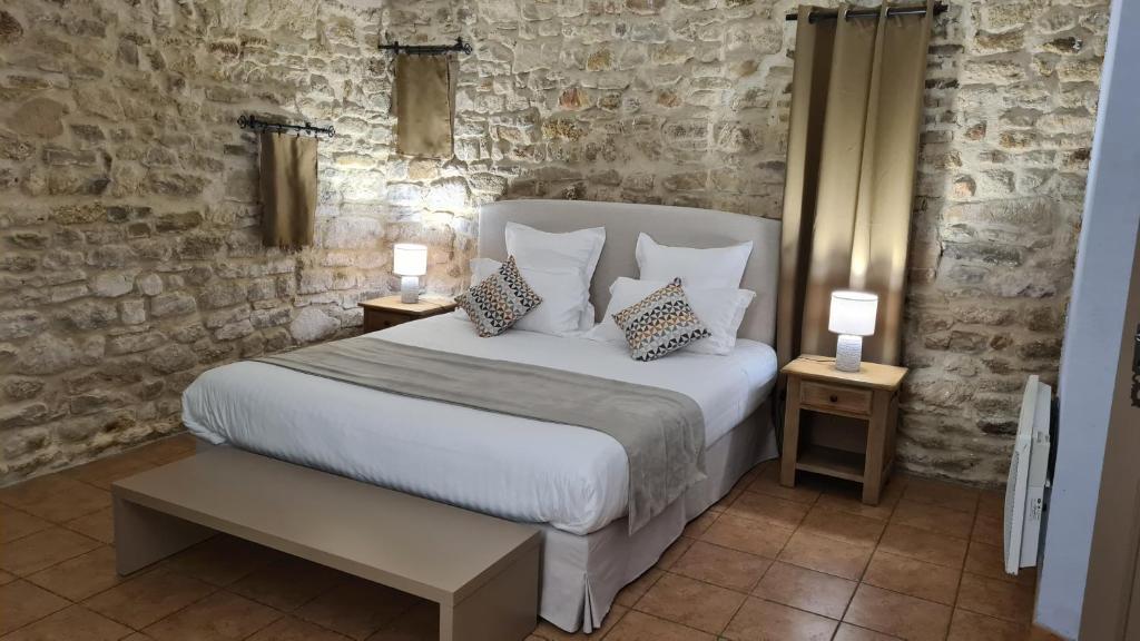 Logis Hotel La Bastide Saint Bach Suze-la-Rousse Ngoại thất bức ảnh
